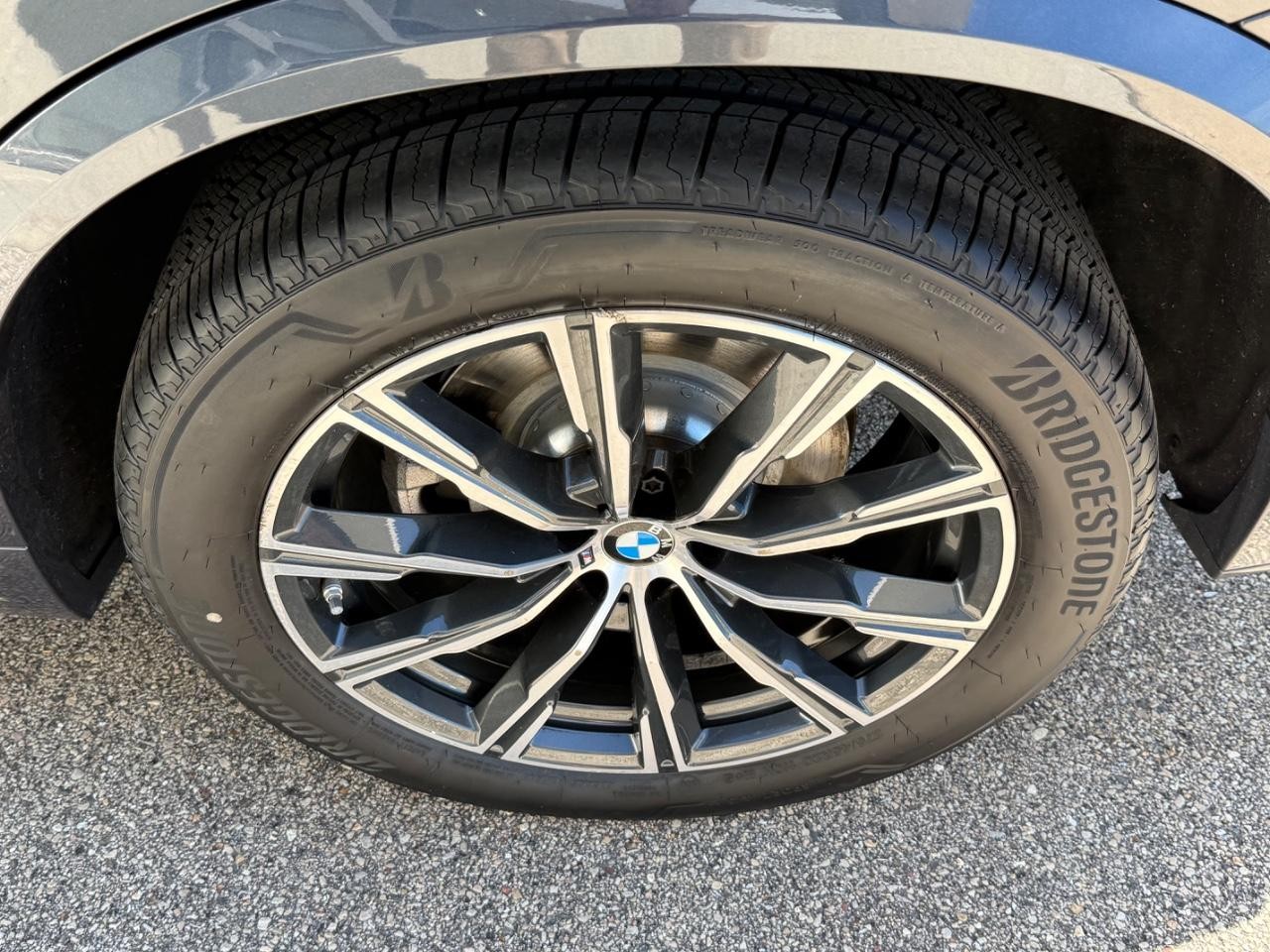 BMW X5 Vehicle Image 07