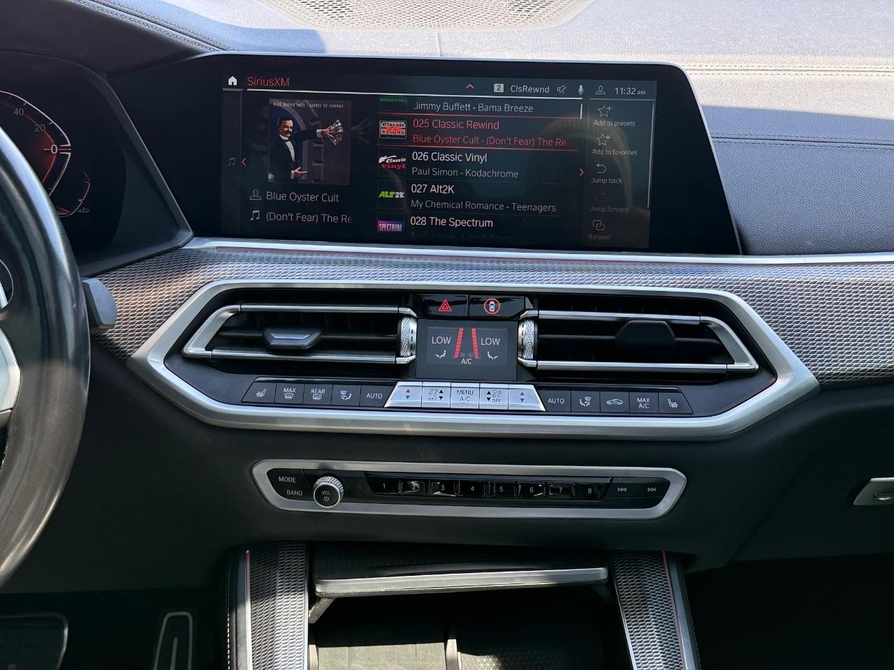 BMW X5 Vehicle Image 12