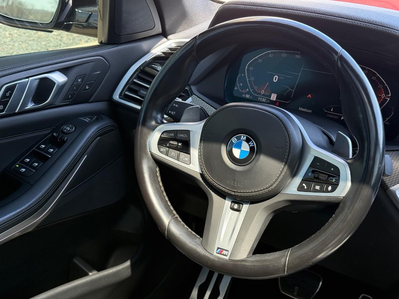 BMW X5 Vehicle Image 14