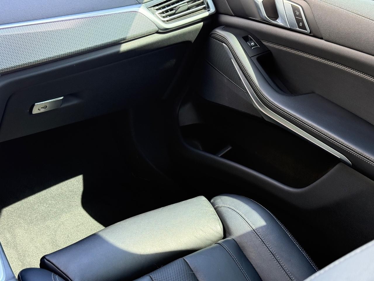 BMW X5 Vehicle Image 15