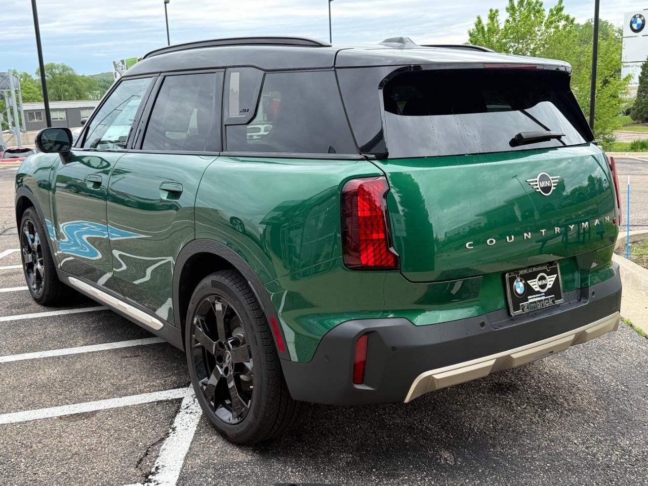 MINI Countryman Vehicle Image 06