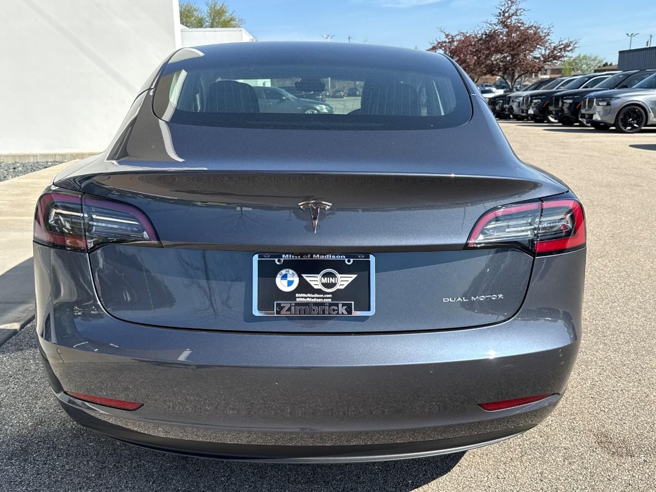 Tesla Model 3 Vehicle Image 04