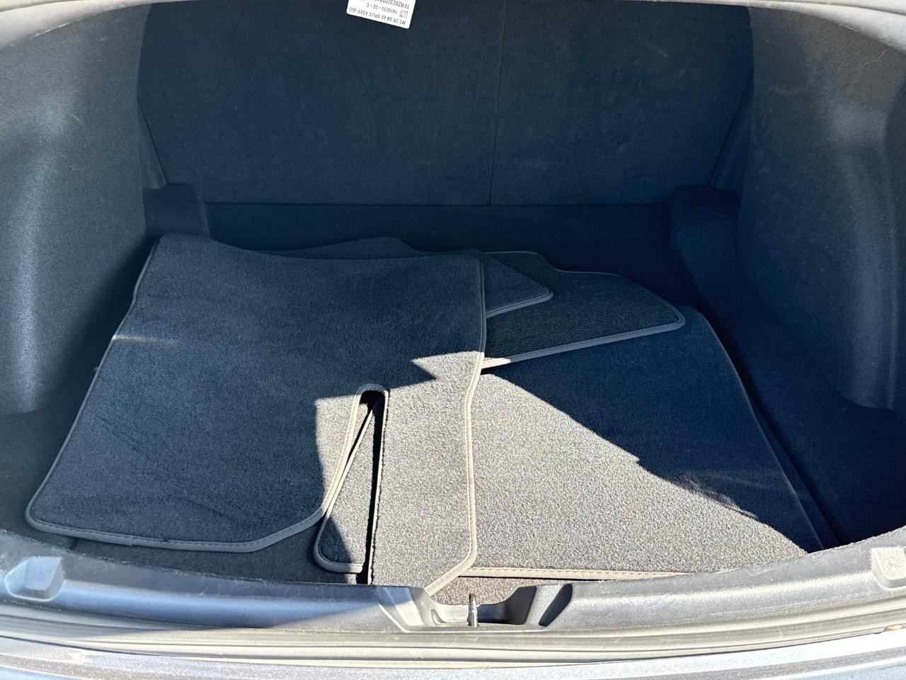 Tesla Model 3 Vehicle Image 05