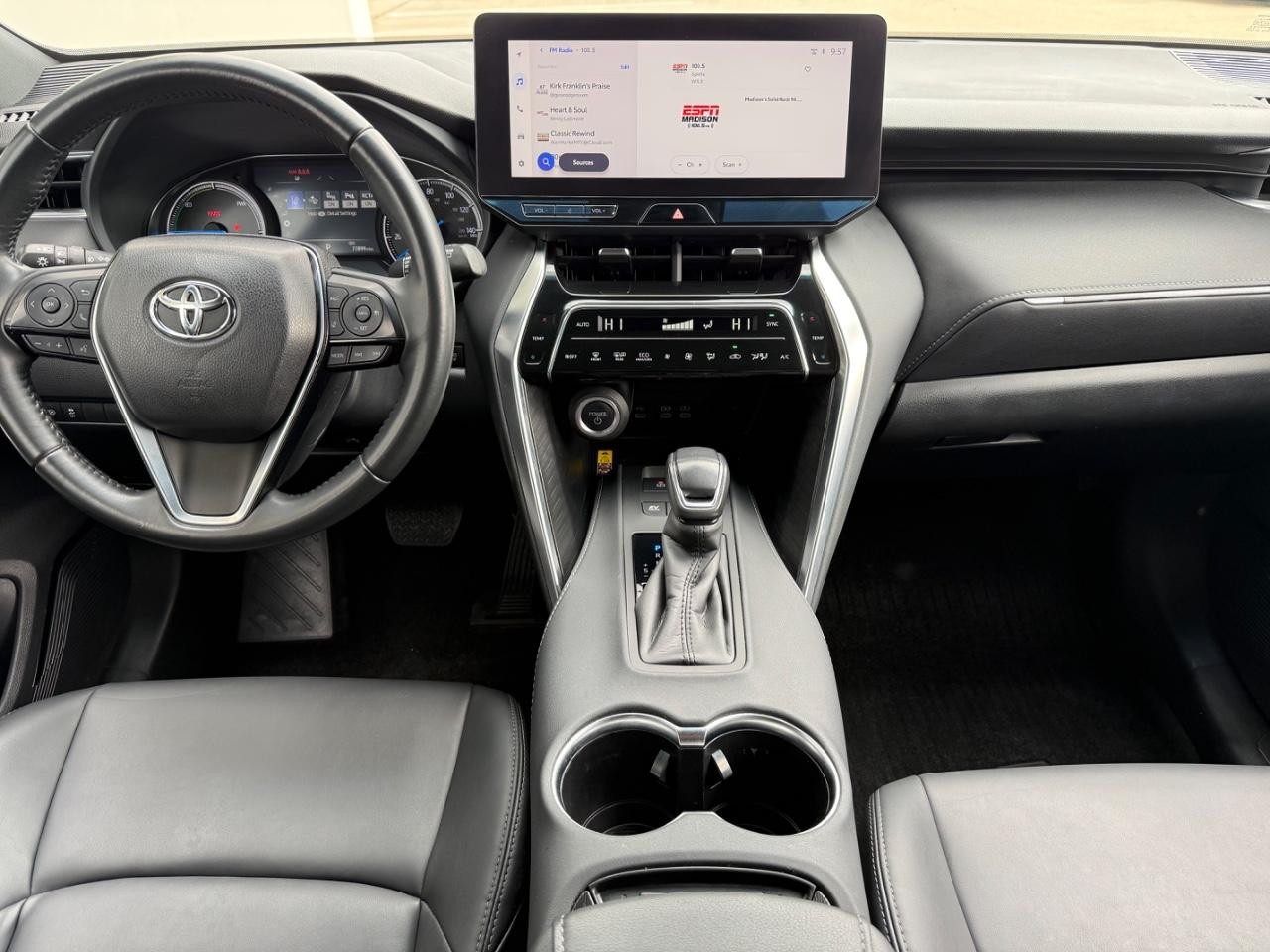 Toyota Venza Vehicle Image 11
