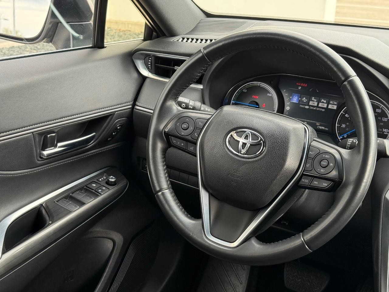 Toyota Venza Vehicle Image 14