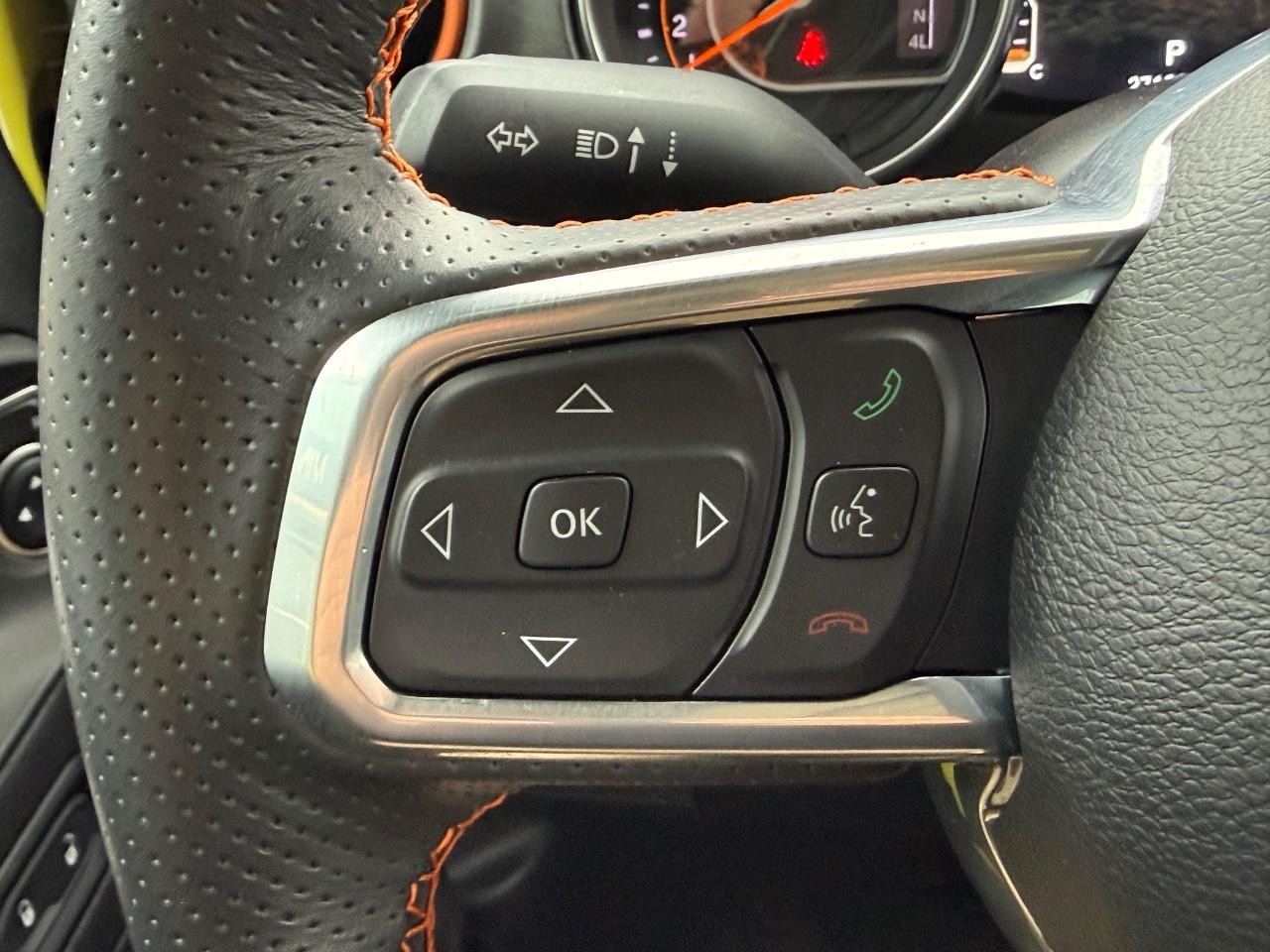 Jeep Gladiator Vehicle Image 16
