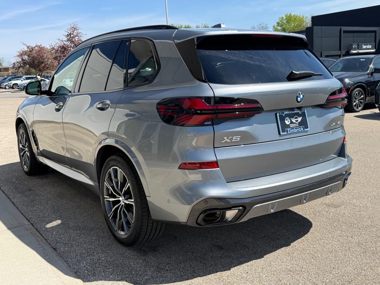 BMW X5 Vehicle Image 06
