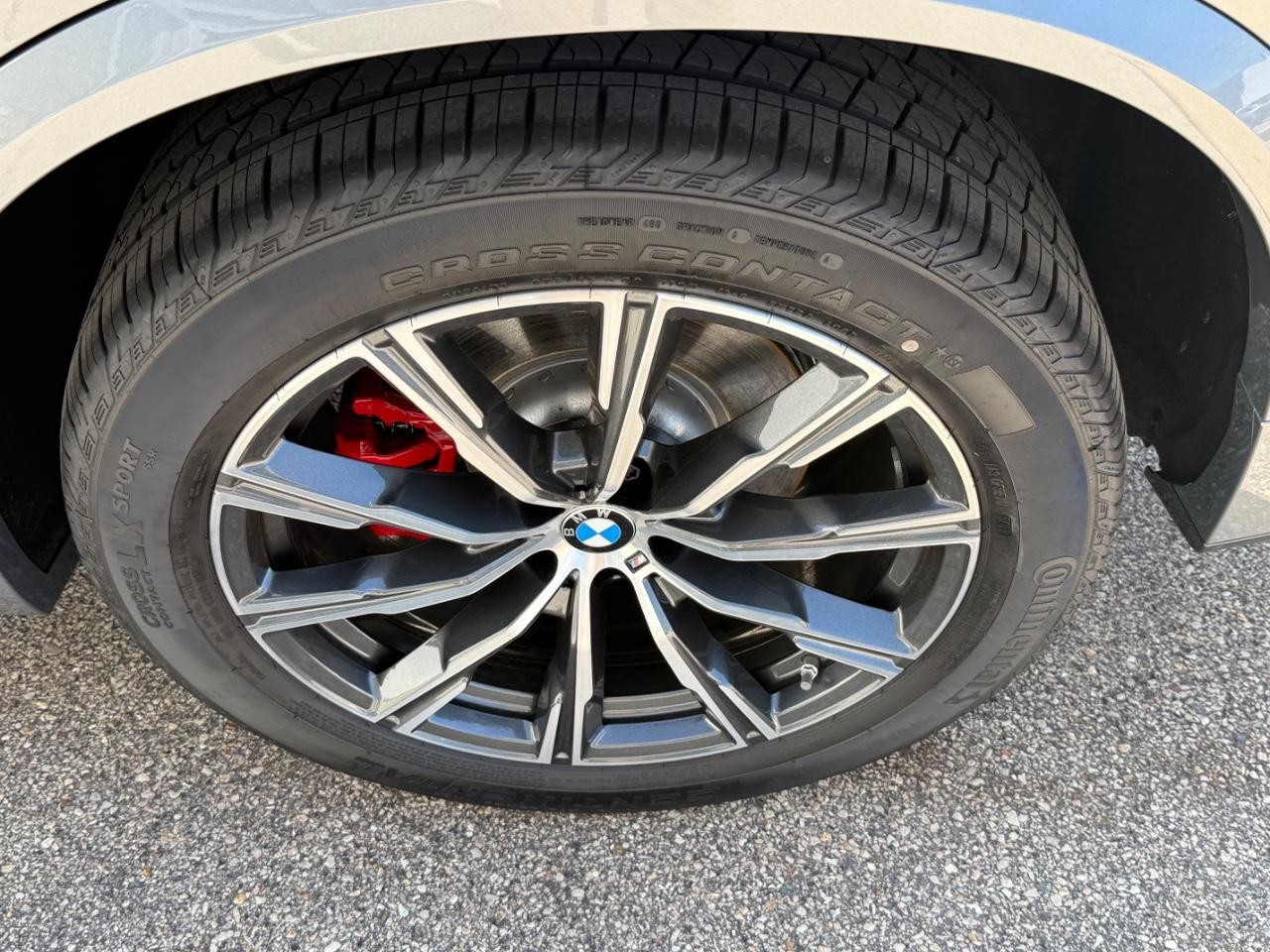 BMW X5 Vehicle Image 07