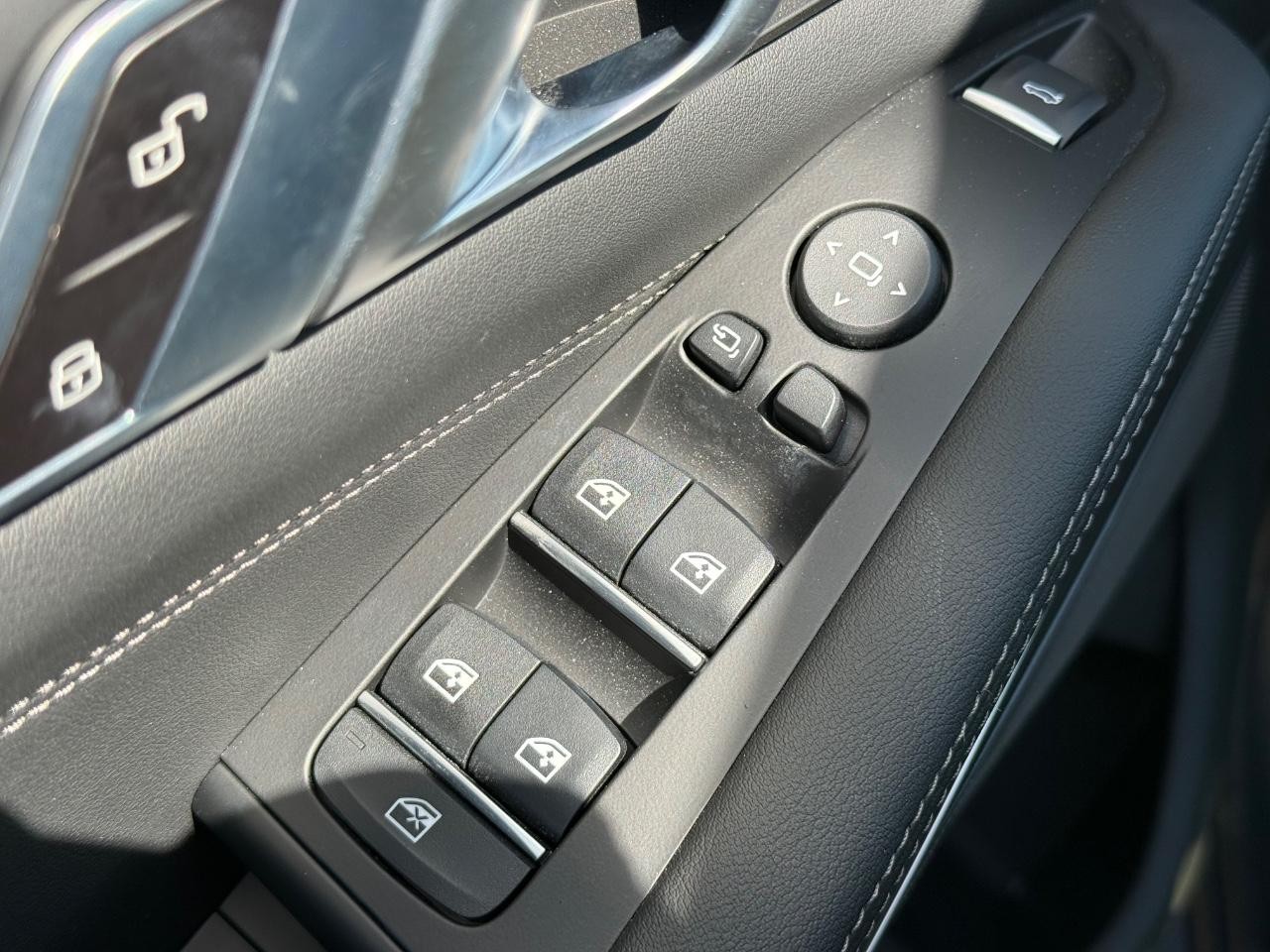 BMW X5 Vehicle Image 22