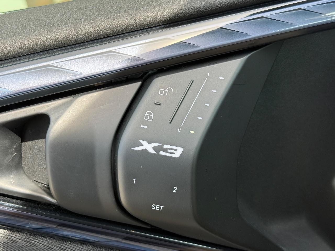 BMW X3 Vehicle Image 15