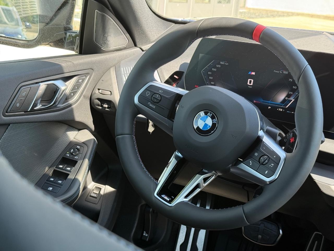 BMW 2 Series Vehicle Image 09