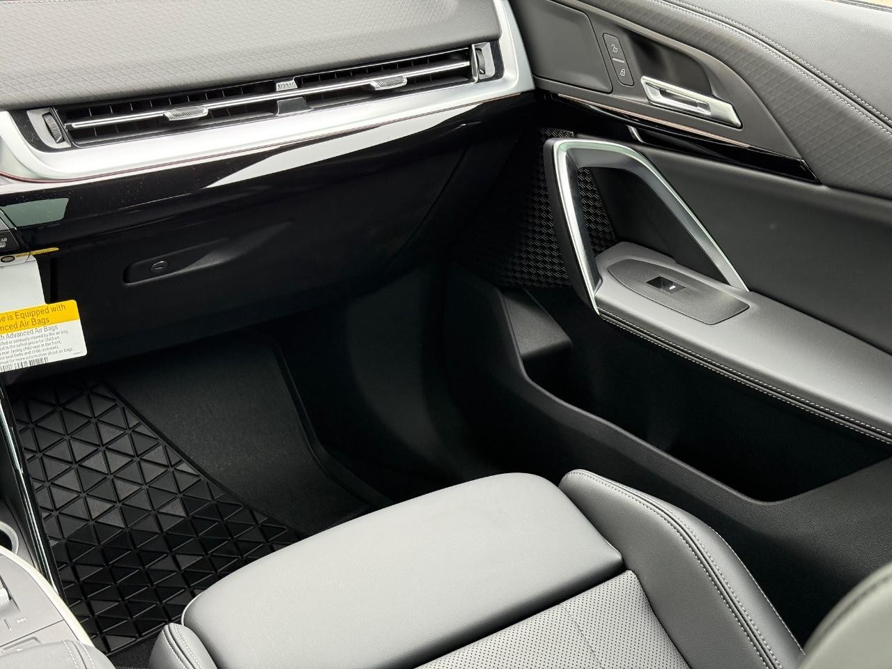 BMW X2 Vehicle Image 10