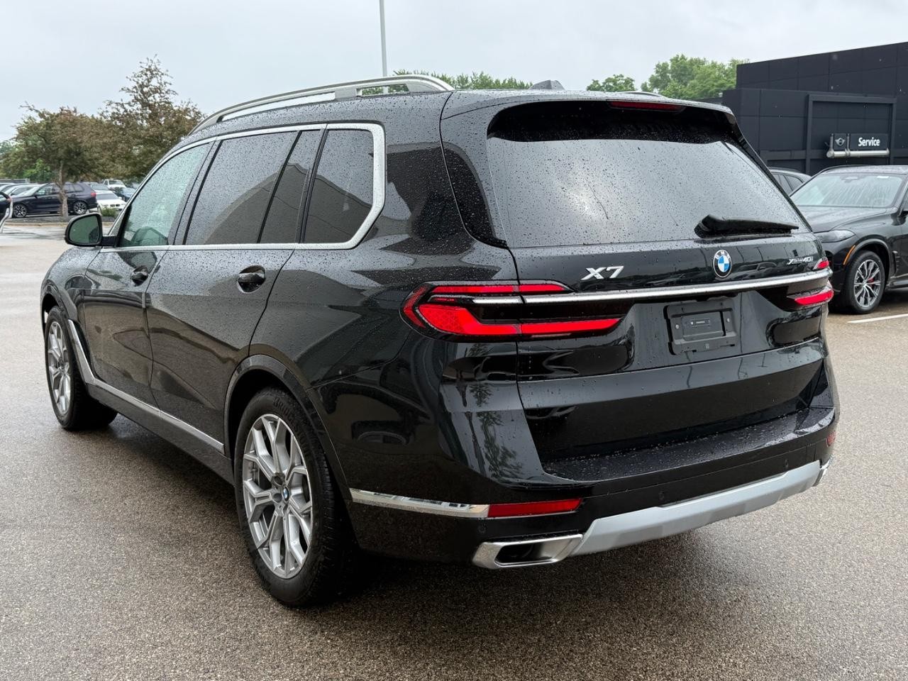BMW X7 Vehicle Image 06