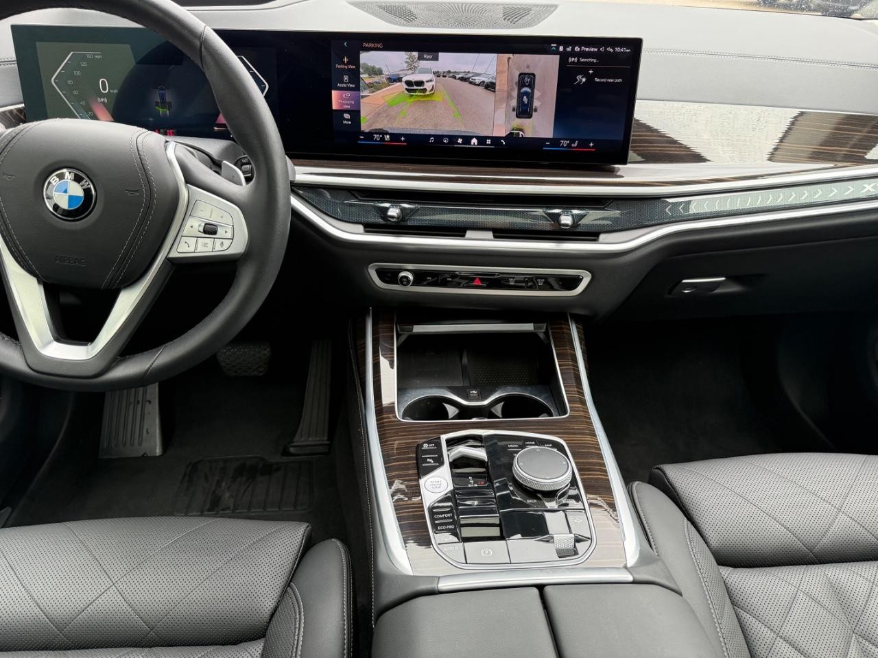 BMW X7 Vehicle Image 11