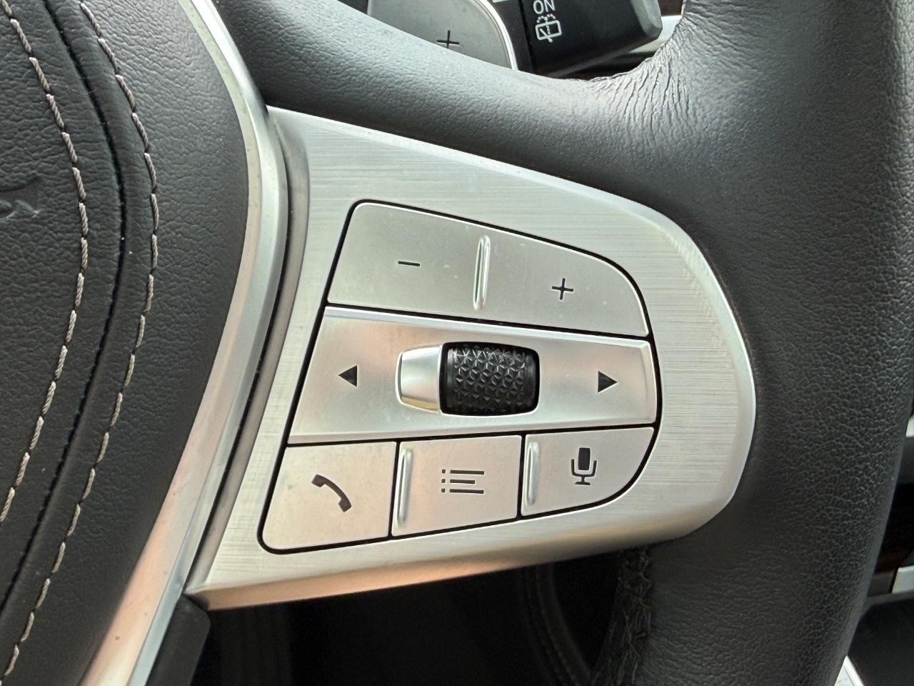 BMW X7 Vehicle Image 19