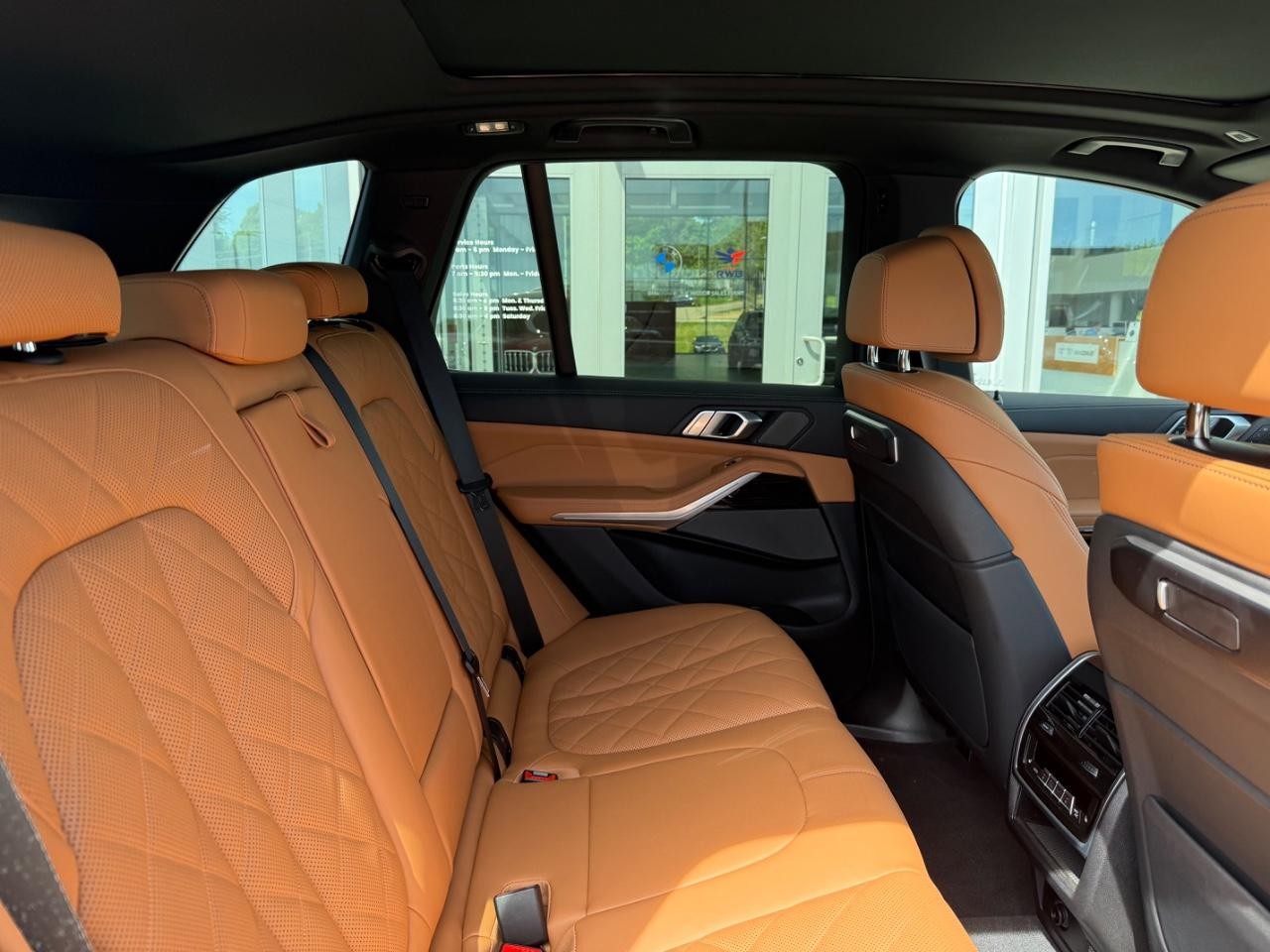 BMW X5 Vehicle Image 10