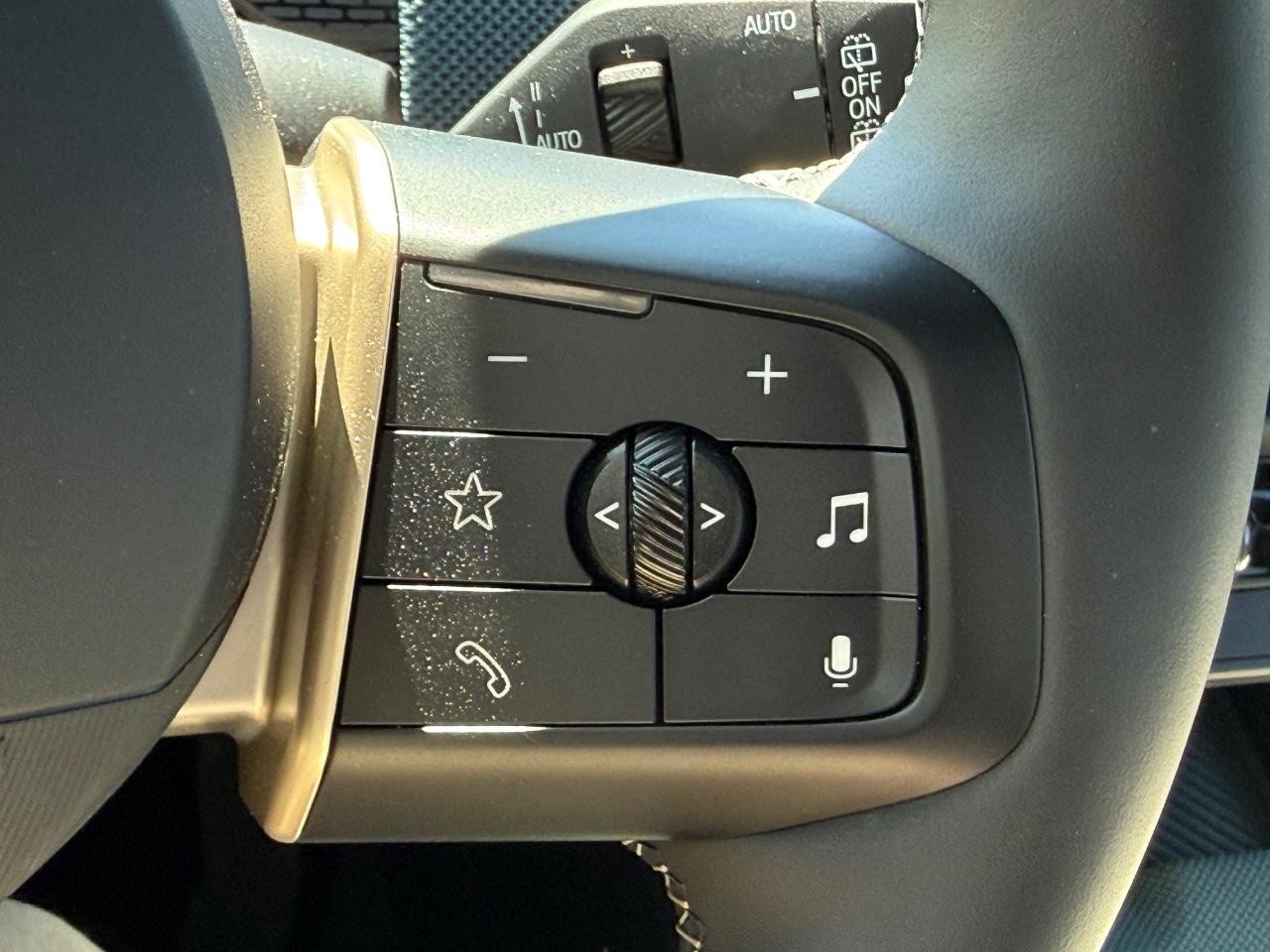 MINI Countryman Vehicle Image 18