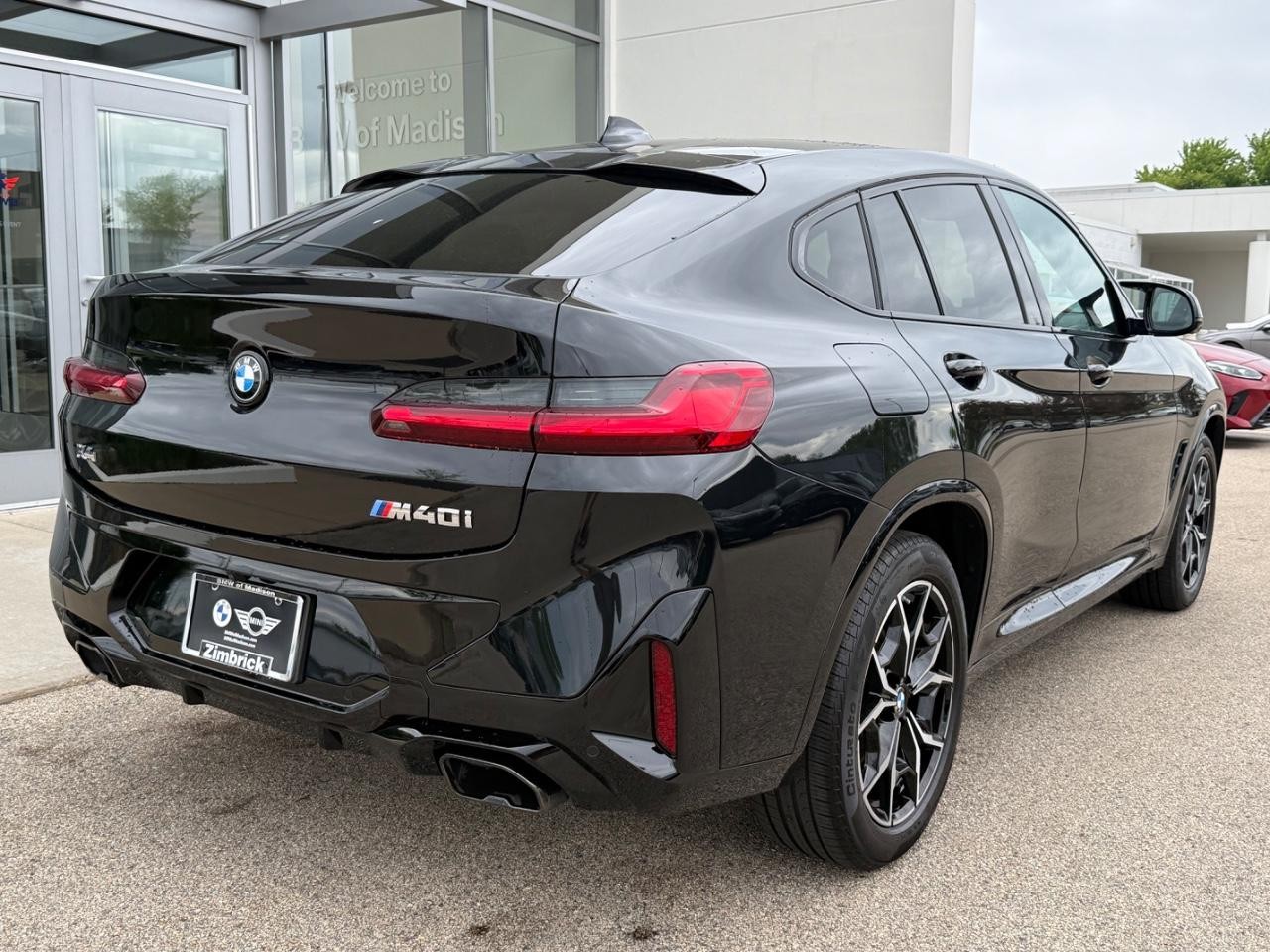 BMW X4 Vehicle Image 03