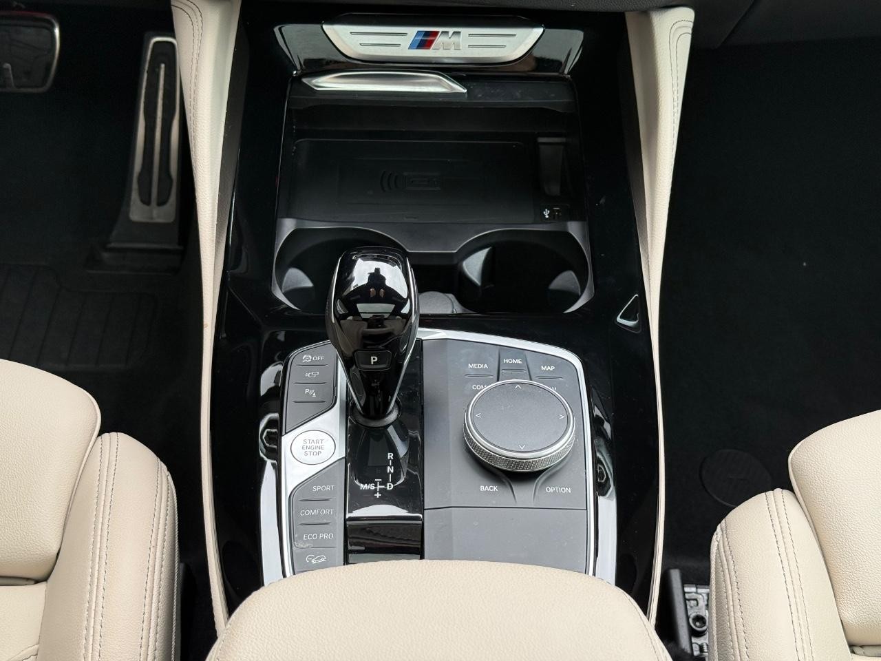 BMW X4 Vehicle Image 13