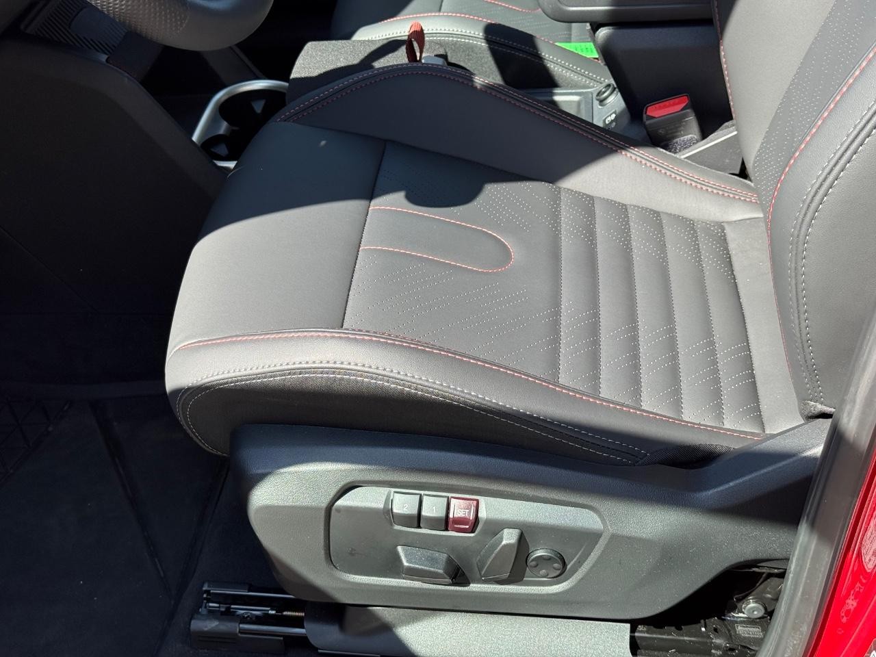 MINI Countryman Vehicle Image 21
