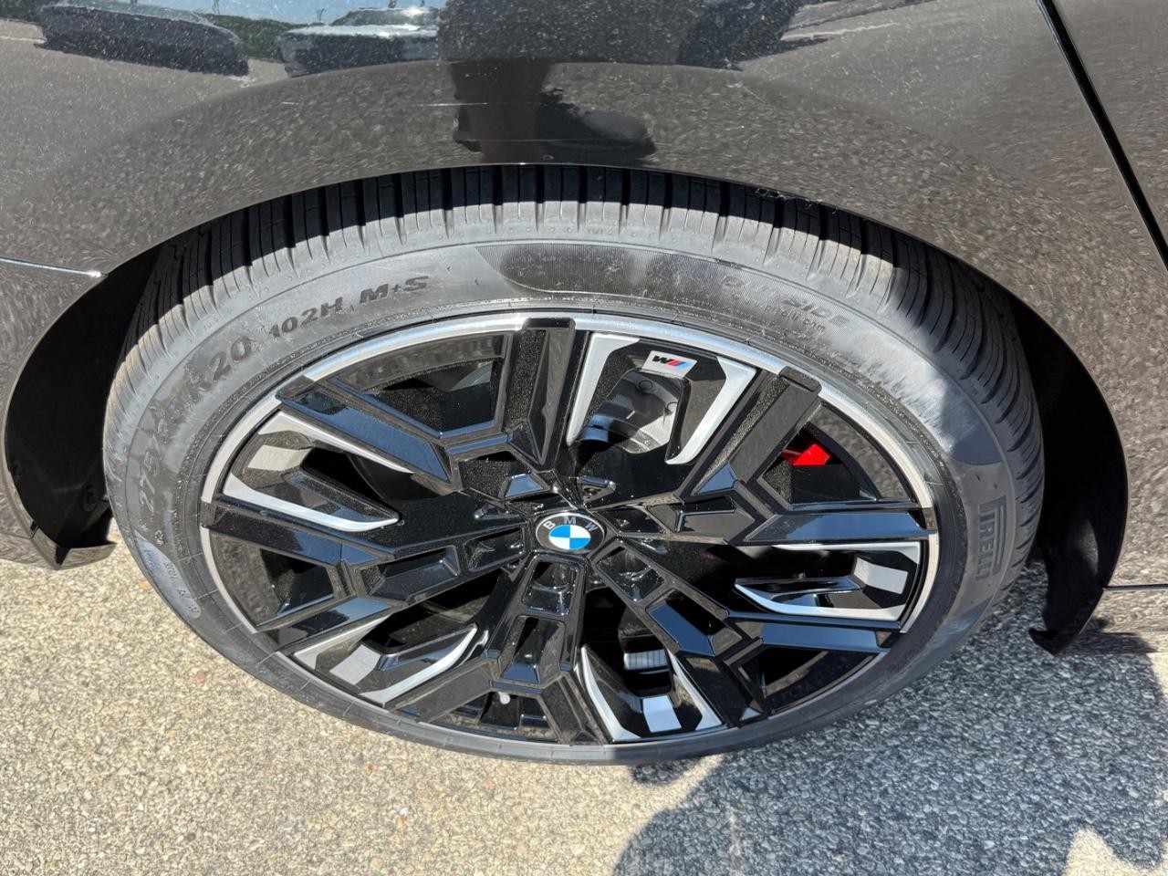 BMW i5 Vehicle Image 04