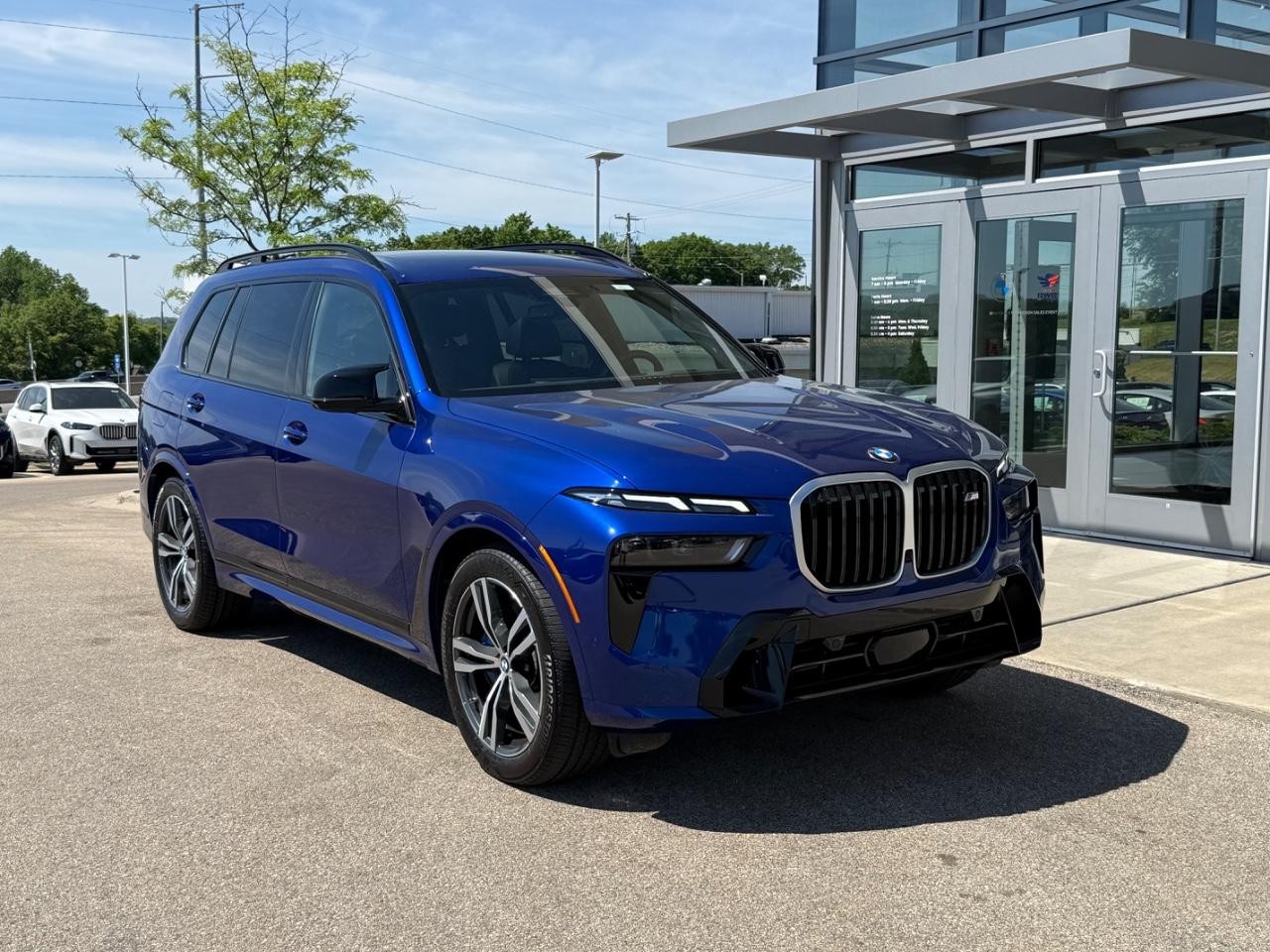 2026 BMW X7 M60i's photo