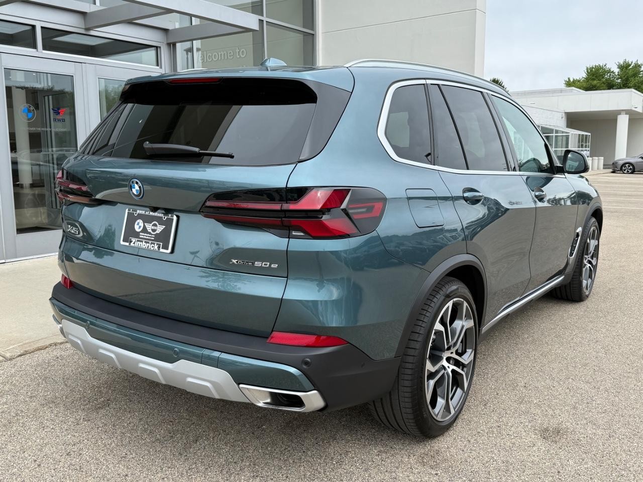 BMW X5 Vehicle Image 03