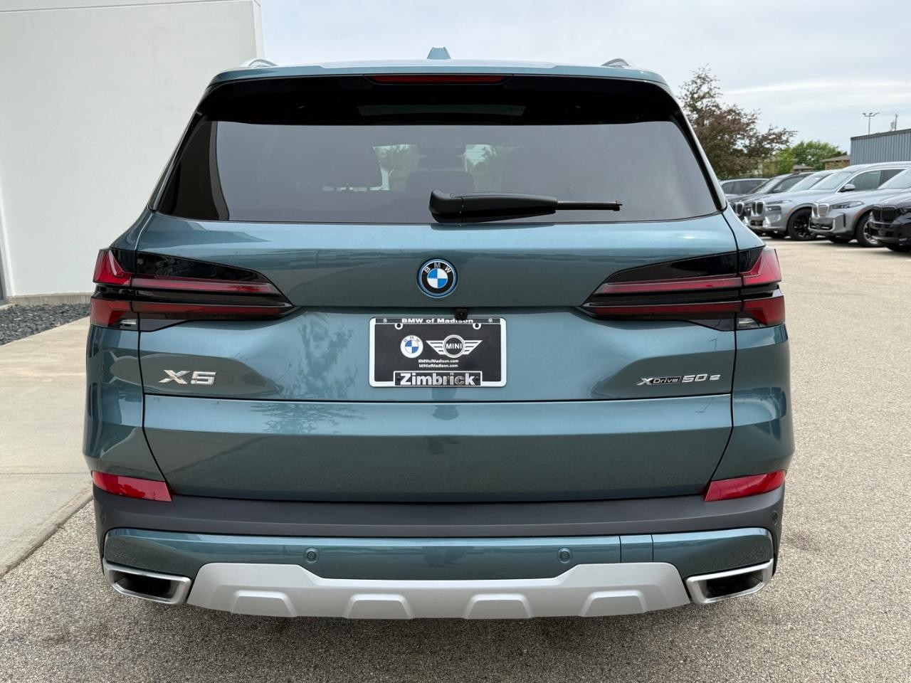 BMW X5 Vehicle Image 04