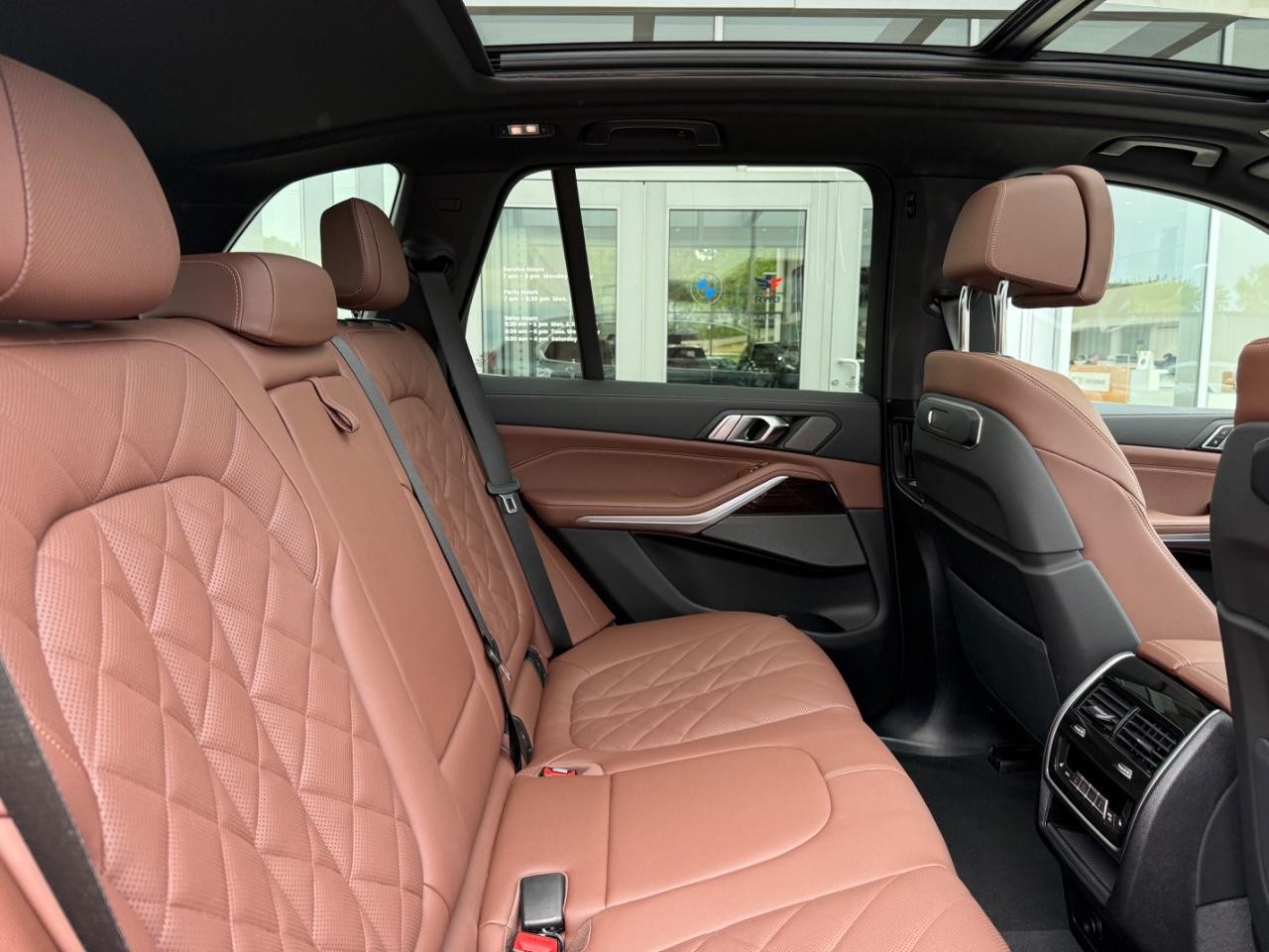 BMW X5 Vehicle Image 10