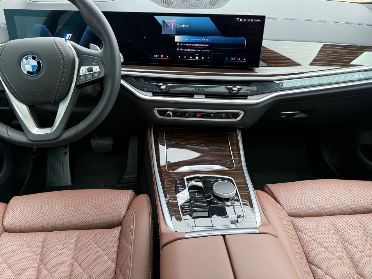 BMW X5 Vehicle Image 11