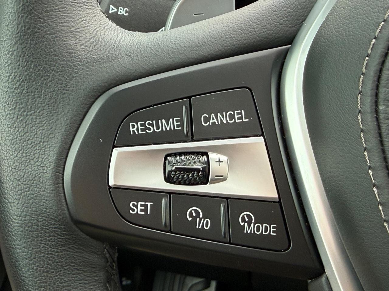 BMW X5 Vehicle Image 17