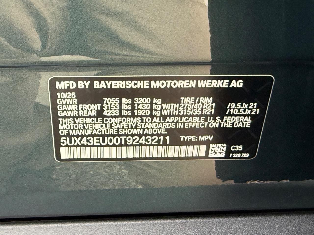 BMW X5 Vehicle Image 24