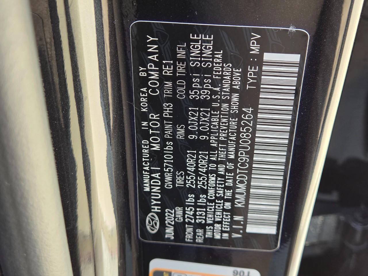 Genesis GV70 Vehicle Image 22
