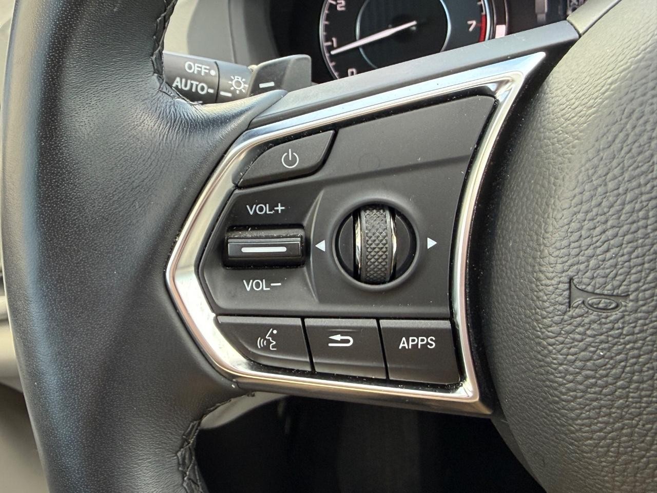 Acura RDX Vehicle Image 18