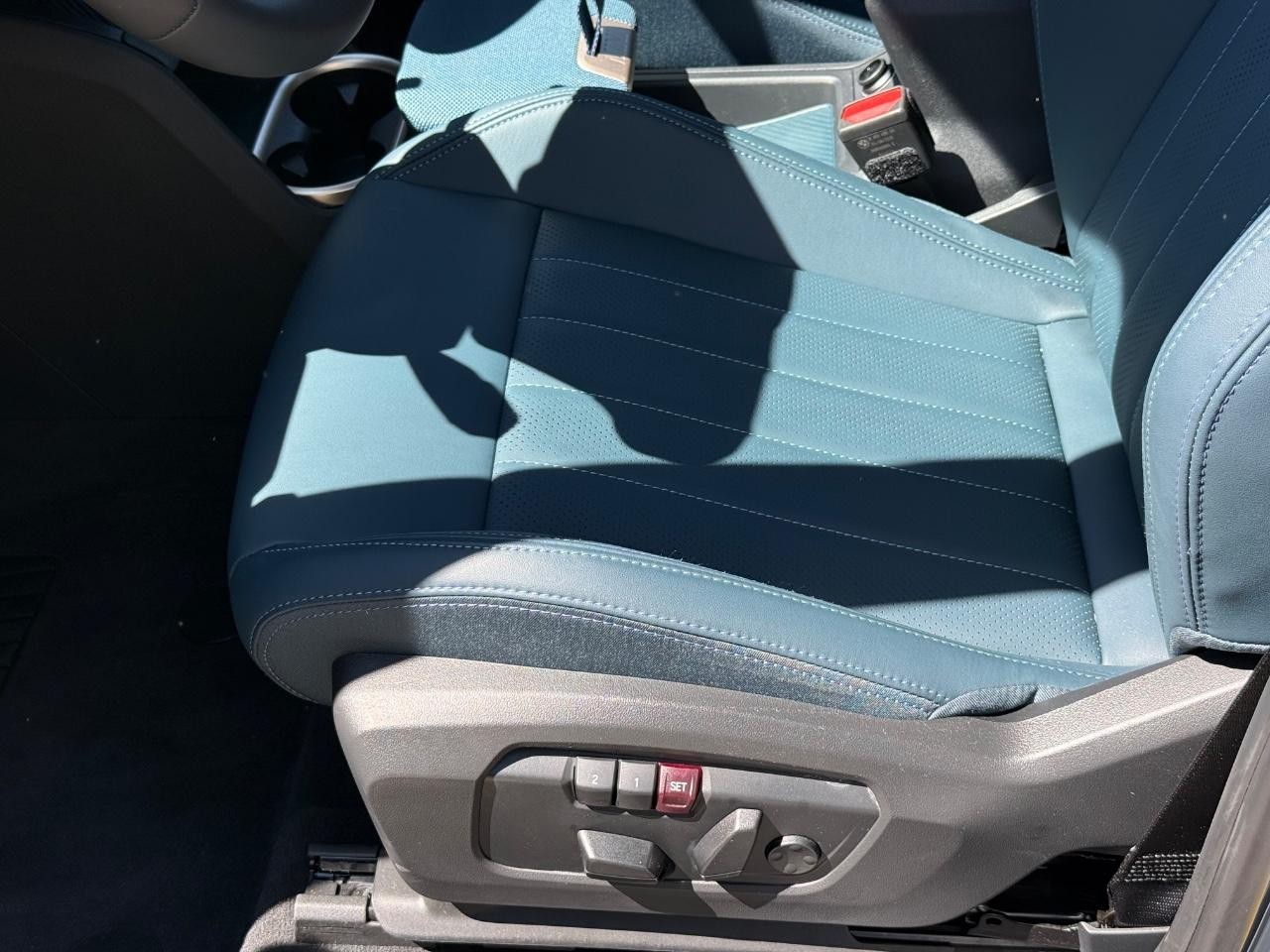 MINI Countryman Vehicle Image 21