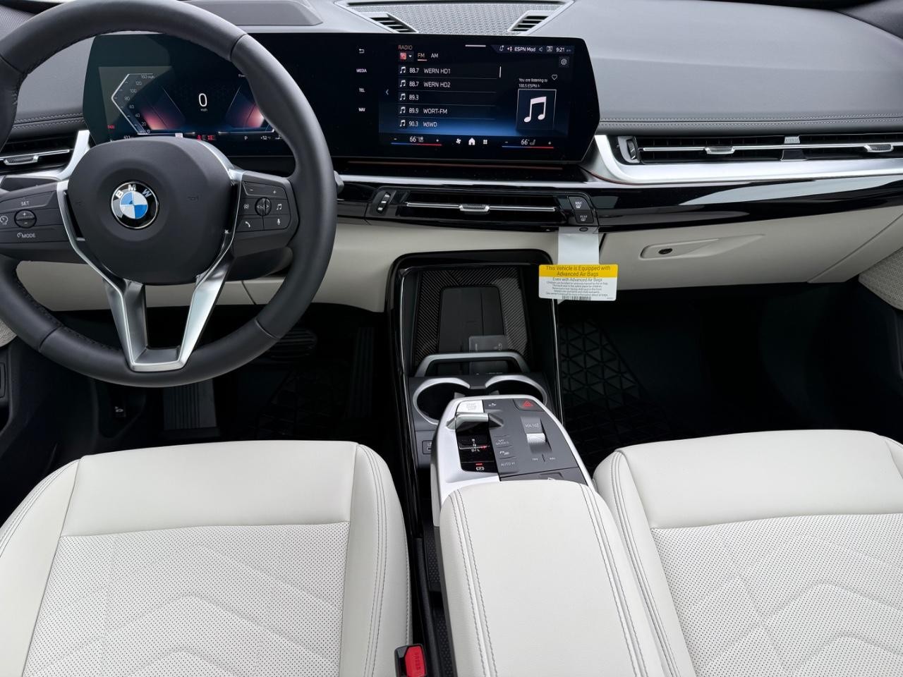 BMW X1 Vehicle Image 06