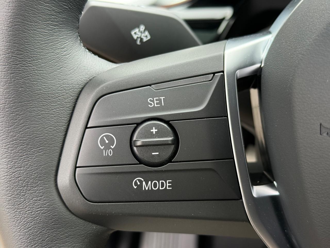 BMW X1 Vehicle Image 12