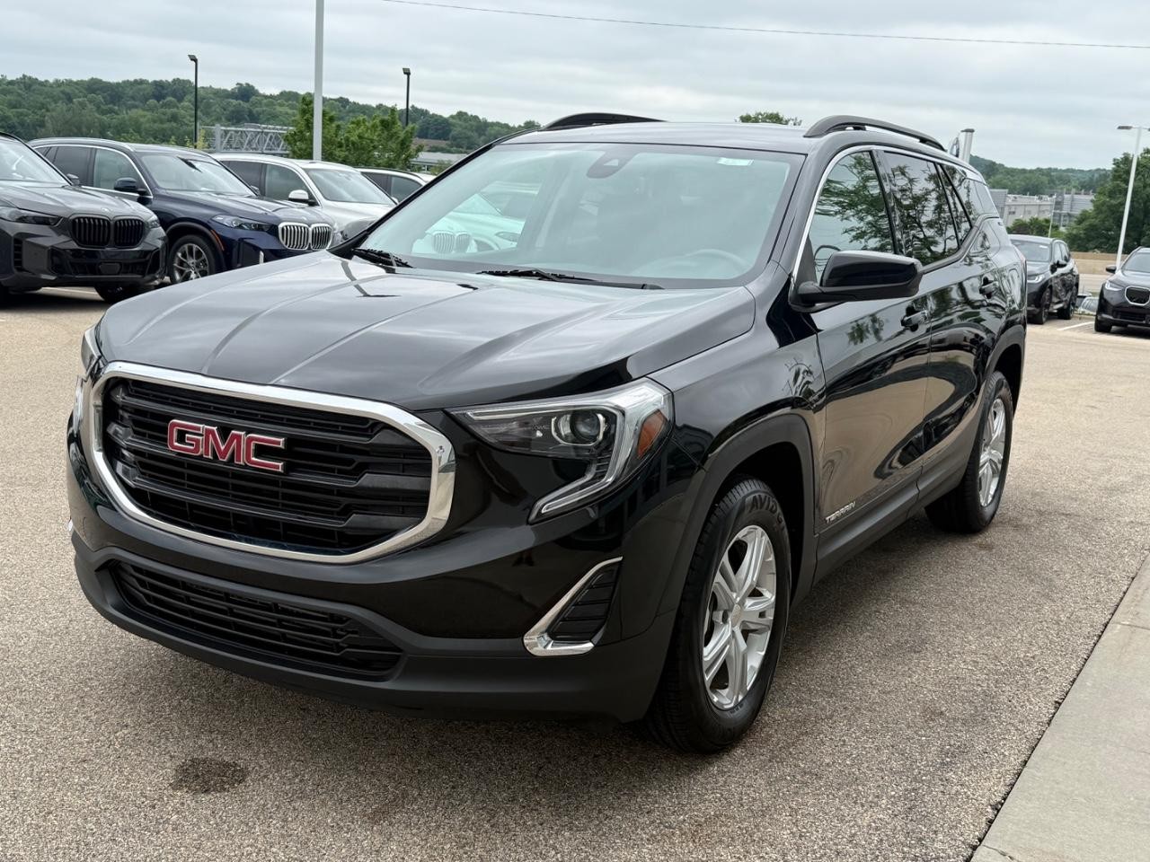GMC Terrain Vehicle Image 08