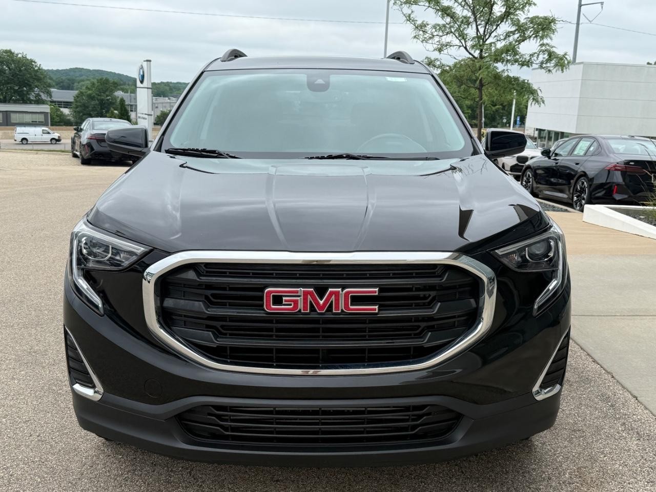 GMC Terrain Vehicle Image 09