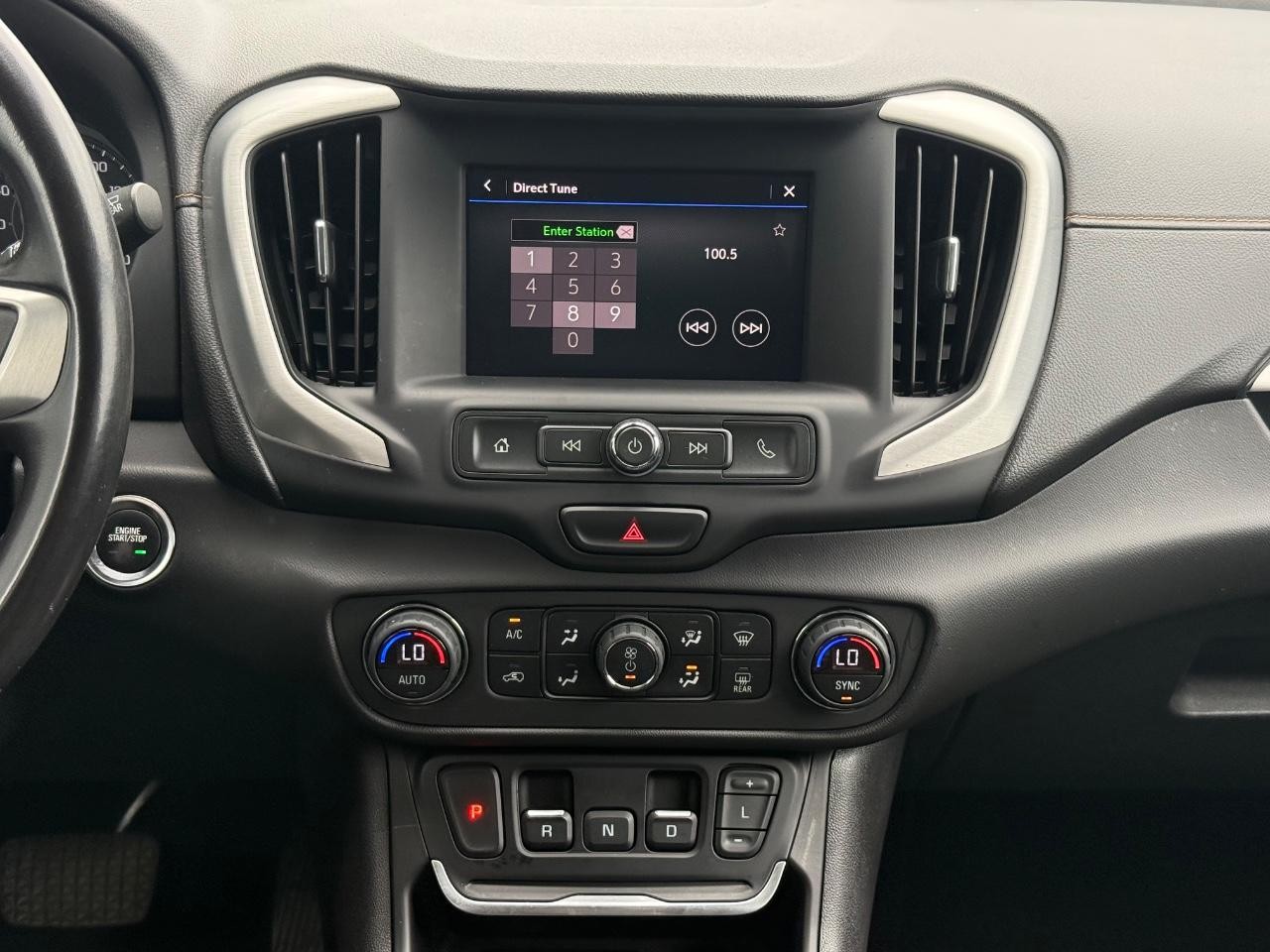 GMC Terrain Vehicle Image 12