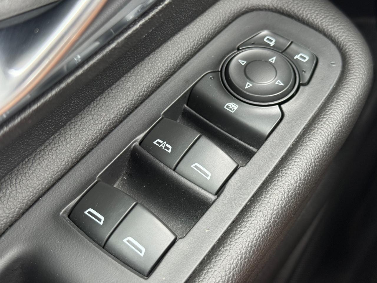 GMC Terrain Vehicle Image 21