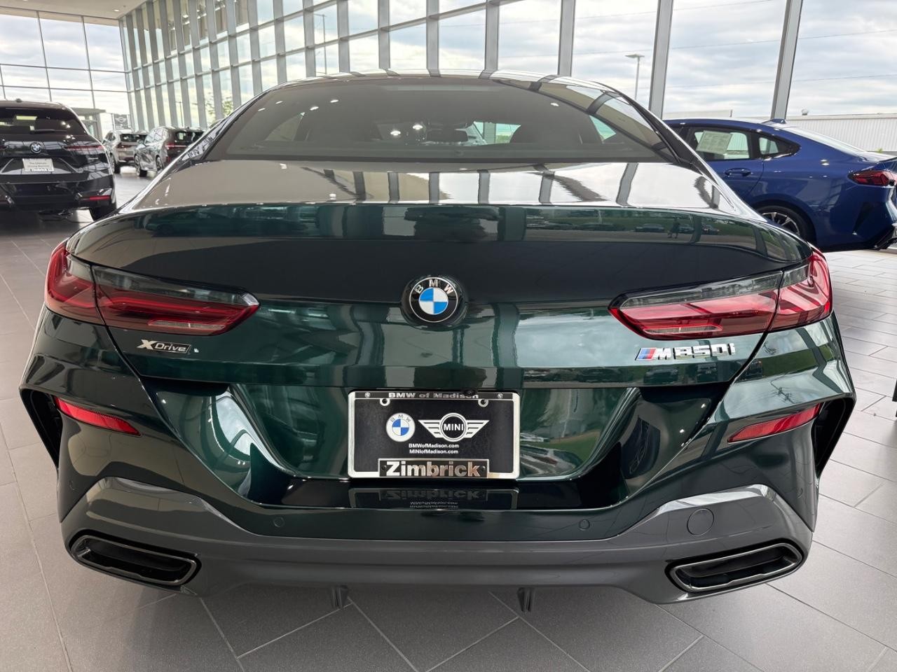 BMW 8 Series Vehicle Image 03