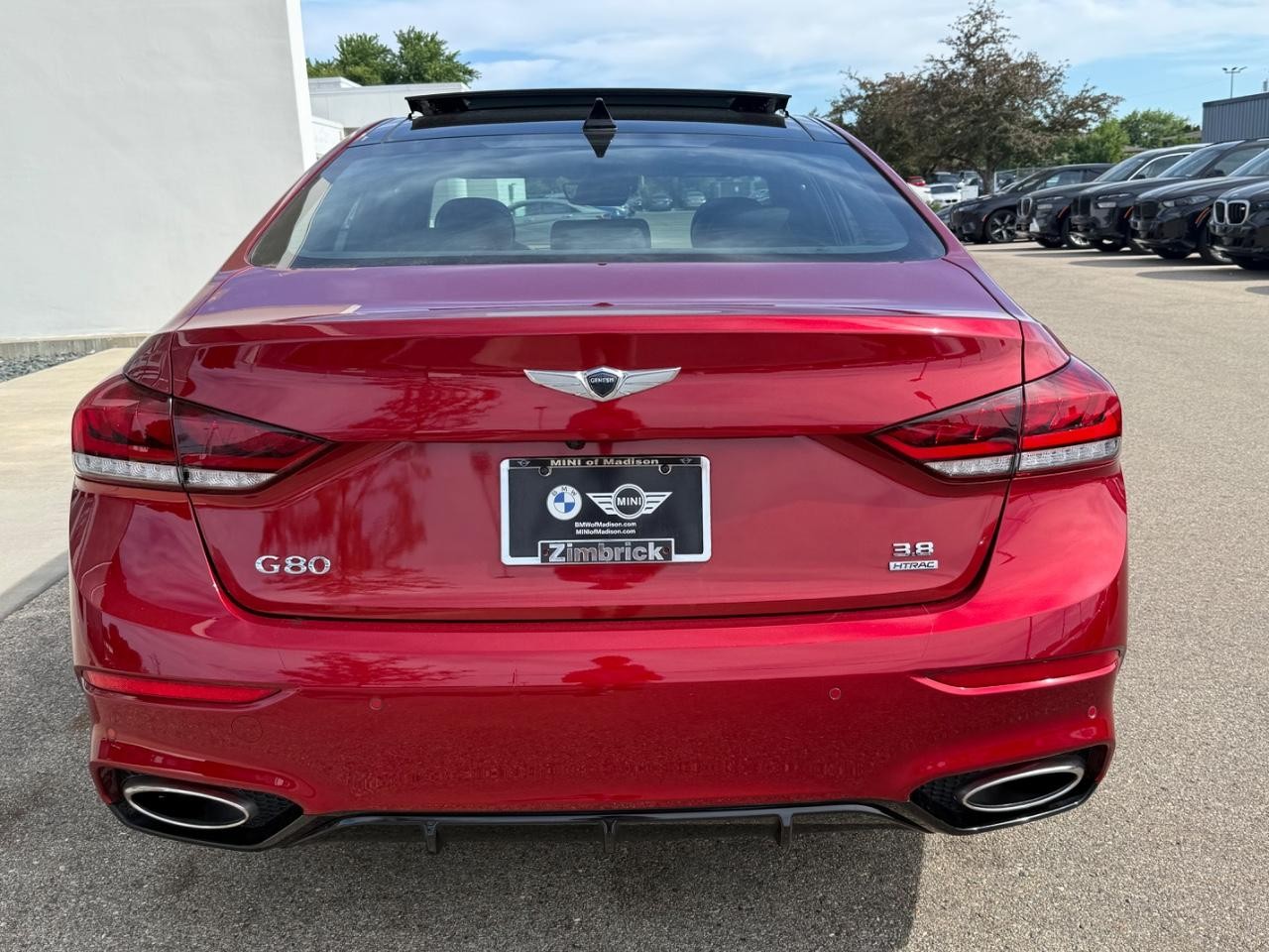 Genesis G80 Vehicle Image 04