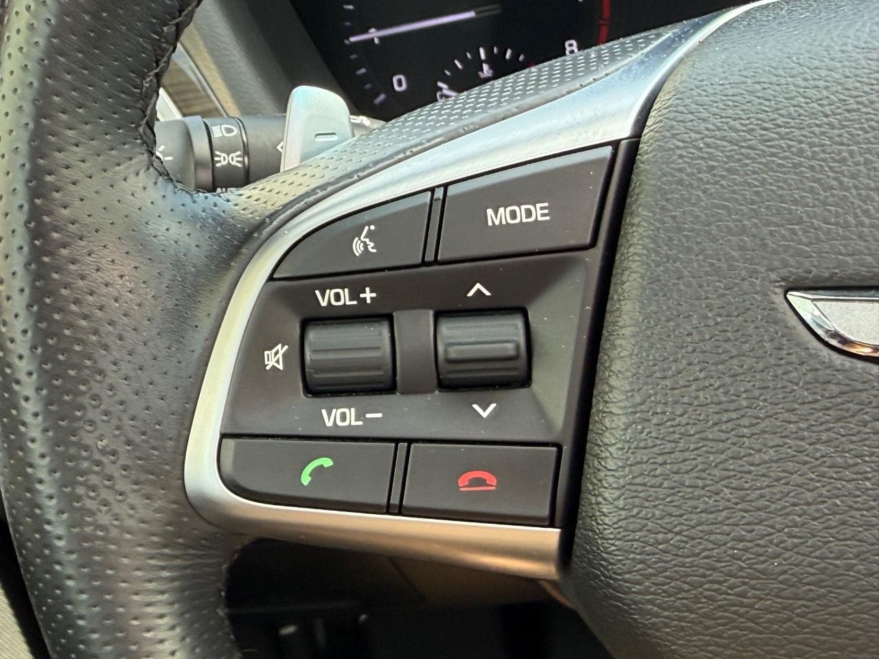 Genesis G80 Vehicle Image 19