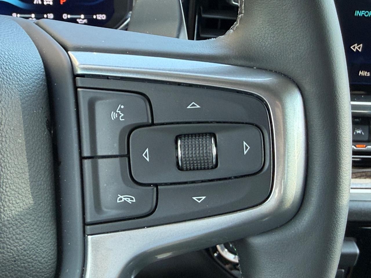 Chevrolet Silverado 1500 Vehicle Image 17