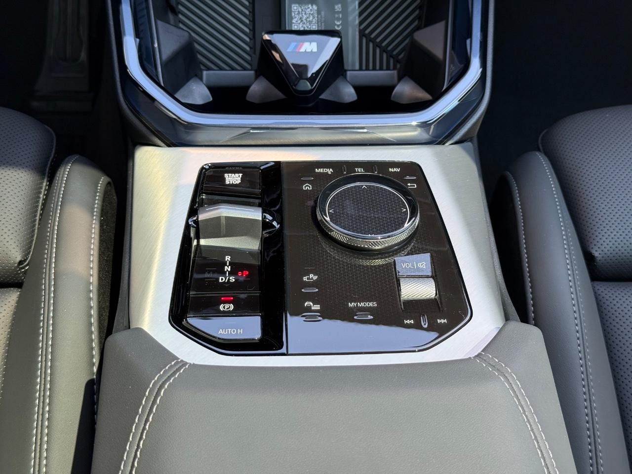 BMW X3 Vehicle Image 12