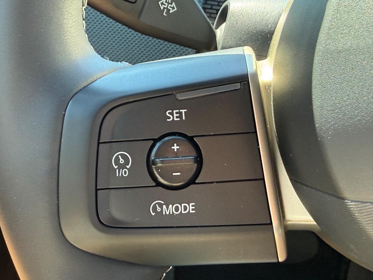MINI Countryman Vehicle Image 17