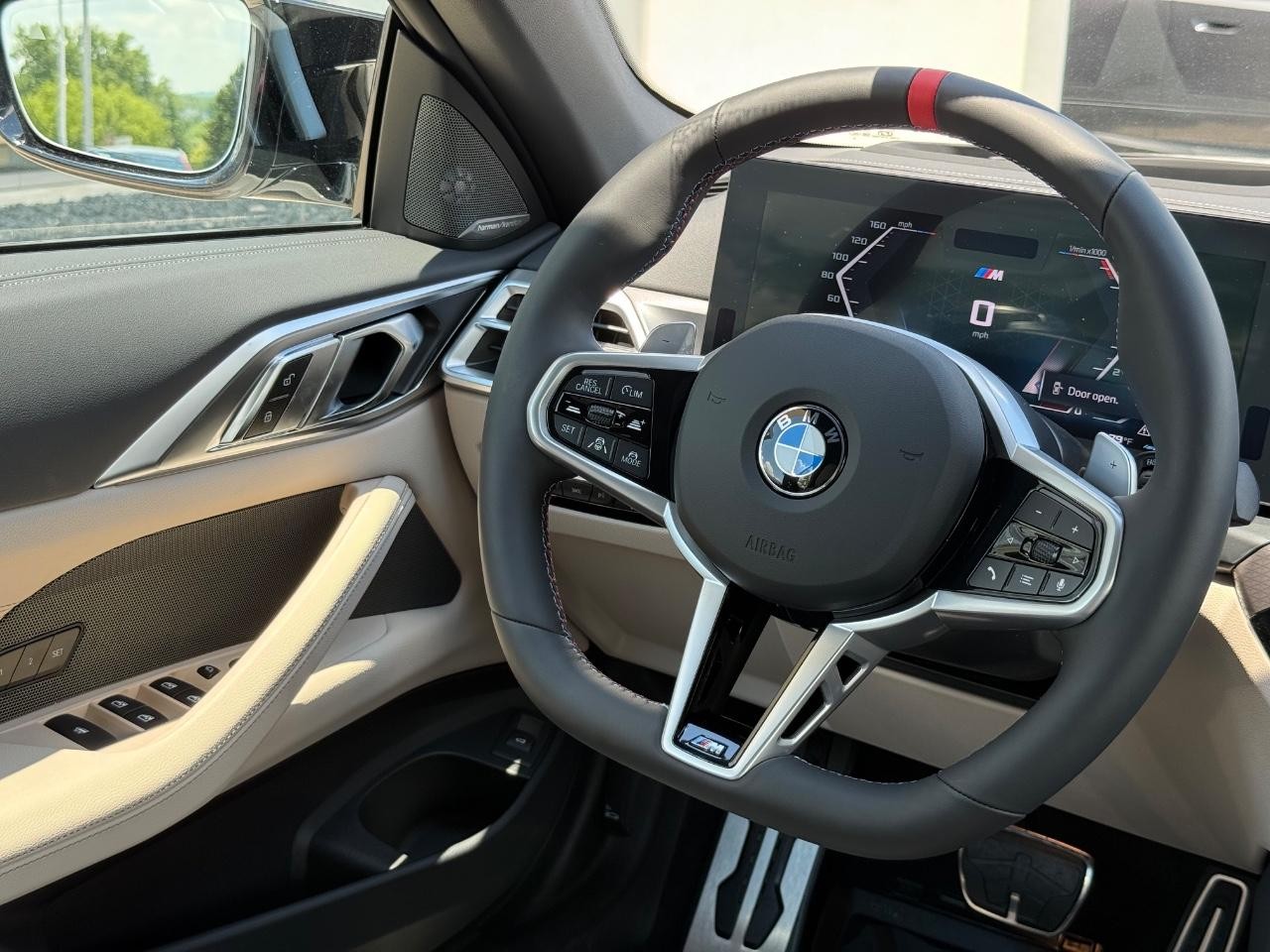 BMW 4 Series Vehicle Image 09