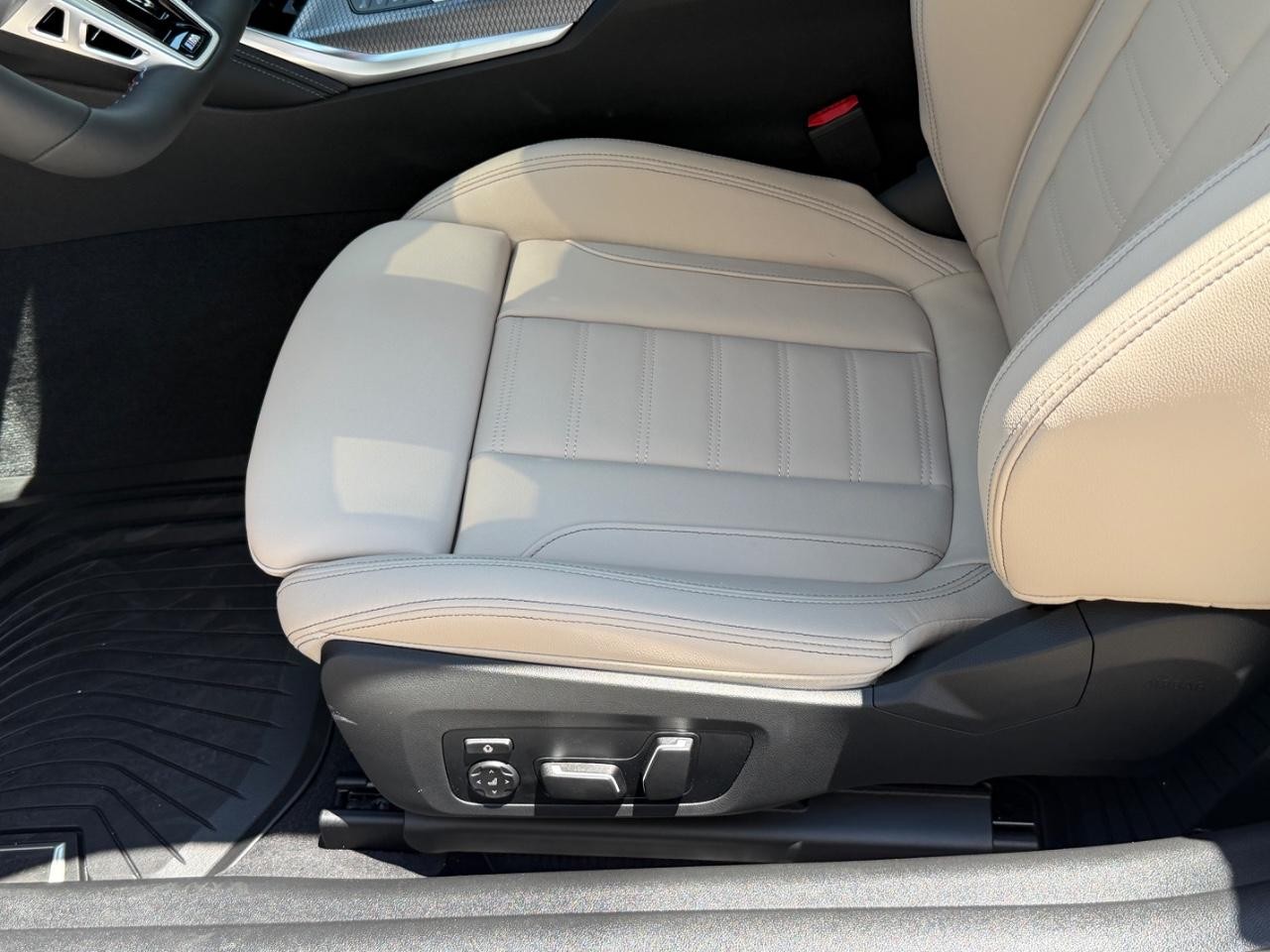 BMW 4 Series Vehicle Image 18