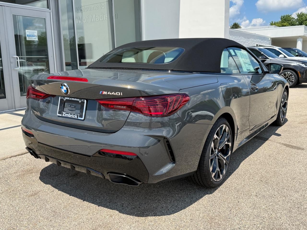 BMW 4 Series Vehicle Image 03